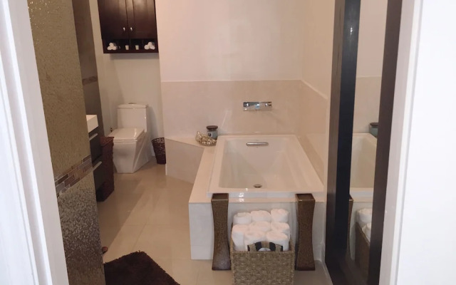 Luxury Condo at Venito