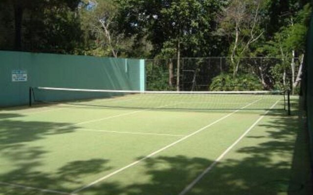 Gemini Court Apartments