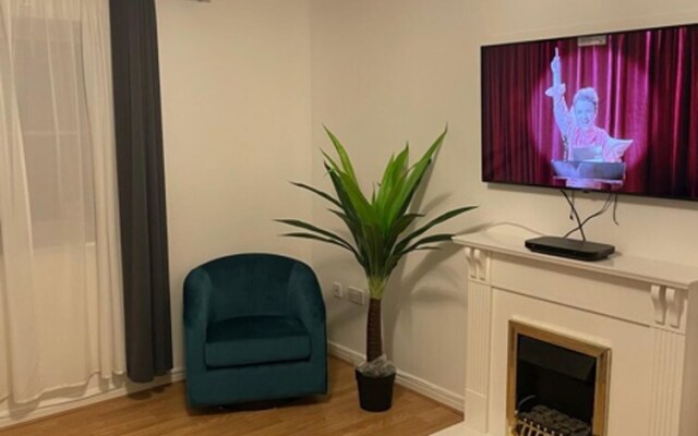 Remarkable 2-bed Apartment in London