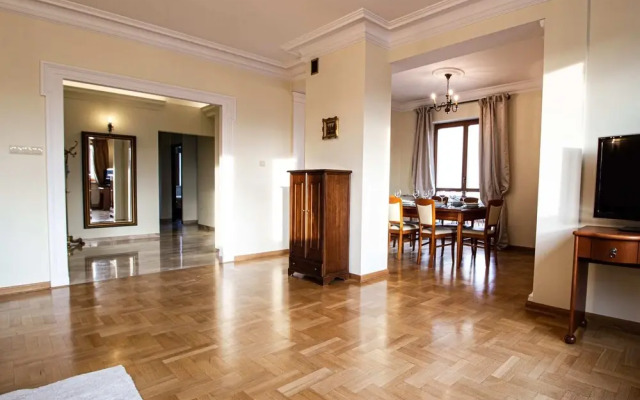 Ursynow Lavish Apartment