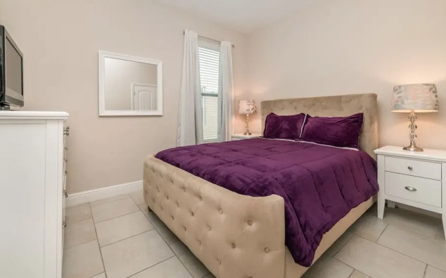 5160 Oakbourne Avenue