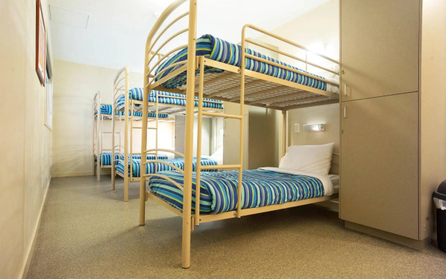 YHA Brisbane City