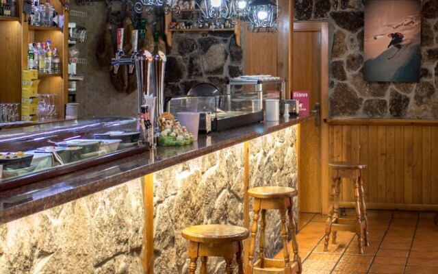 Hostal Restaurante Riofrio