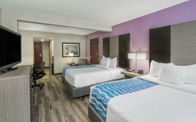 La Quinta Inn & Suites by Wyndham Clarksville