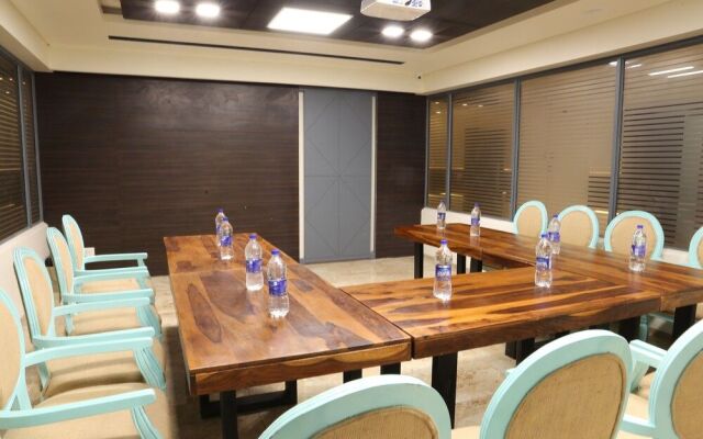 Hotel Shyampuriya Palace