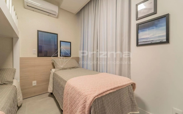 Elegante Apartamento de 3 quartos na Praia de Bombinhas.