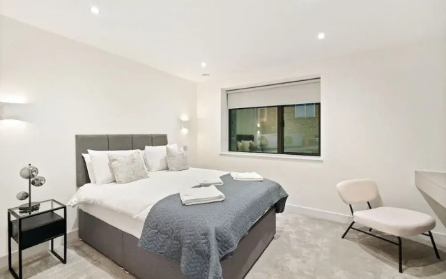 Executive 1 & 2 Bed Apartments in the Heart of London, Free WiFi by City Stay London
