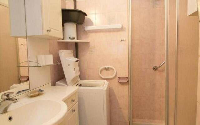 Appartement Balaruc-les-Bains, 1 pièce, 2 personnes - FR-1-553-5