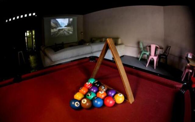 Um Hostel