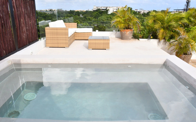 Manor Tulum by The Spot Rentals