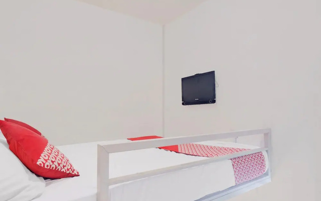OYO 94502 Helloroom Bangka