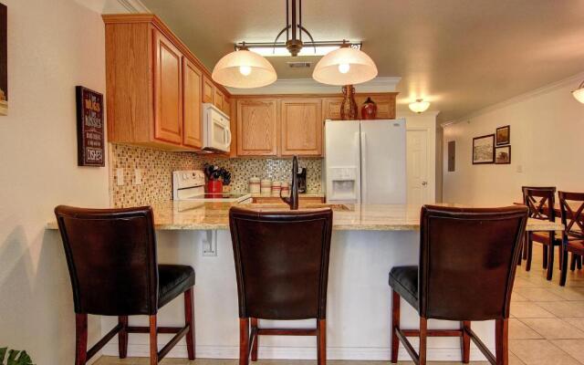 Guadalupe River Nut House WW i203