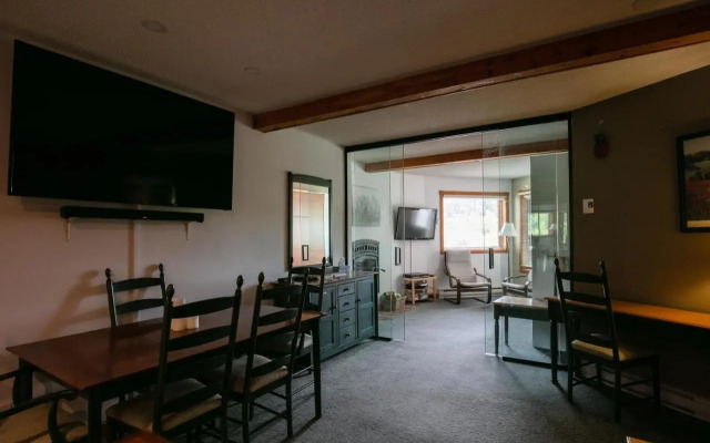 Escapade Pinoteau Tremblant Getaway