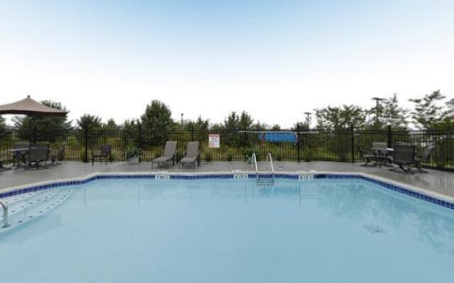 Best Western Plus Madisonville Inn