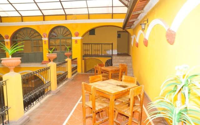 Hostal La Casona