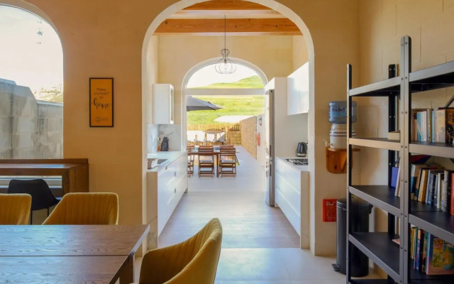 Solaris Gozitan Villa With Pool Gozo