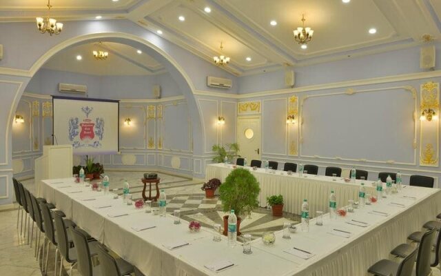 Cama Rajputana Club Resort