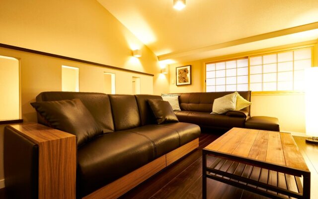 Stay SAKURA Kyoto Machiya AKARI