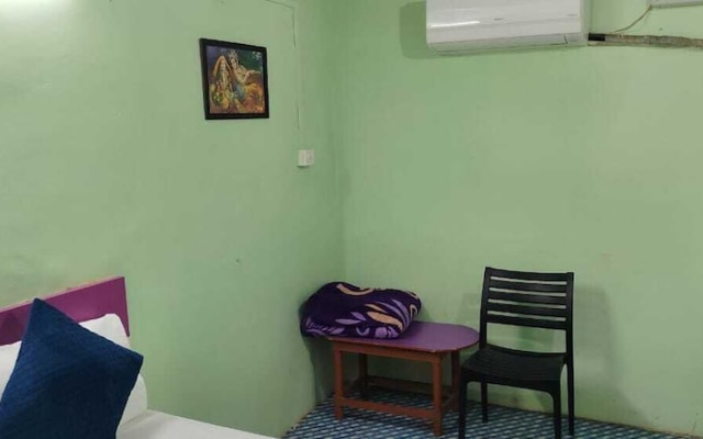 Radha Krishna Home