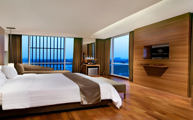 Grand Cakra Hotel