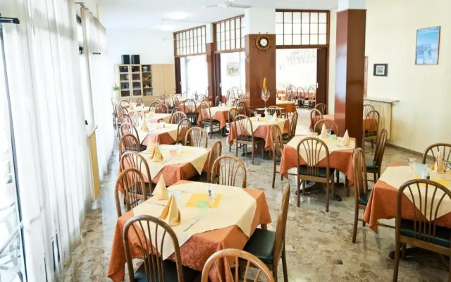 Hotel Milan