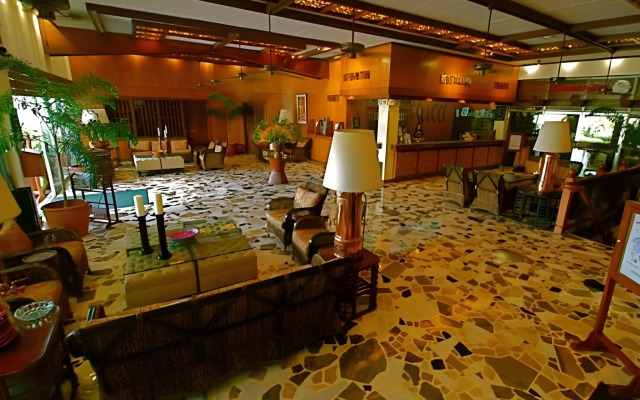 Oasis Hotel