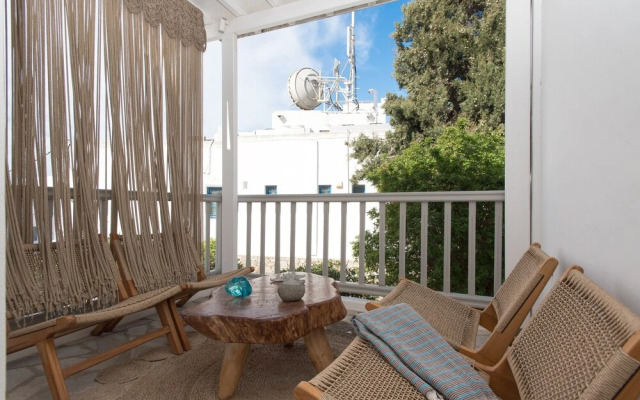 Island Mykonos Suites & Studios