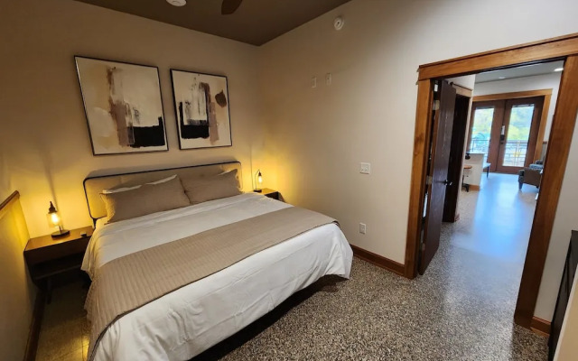The Lodge Luxury Suites