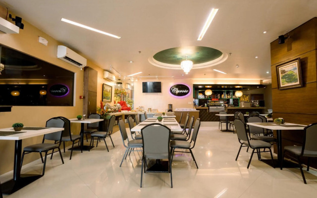 Allure Hotel & Suites
