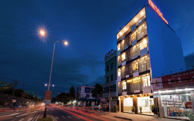 Vinh Thong Apartments