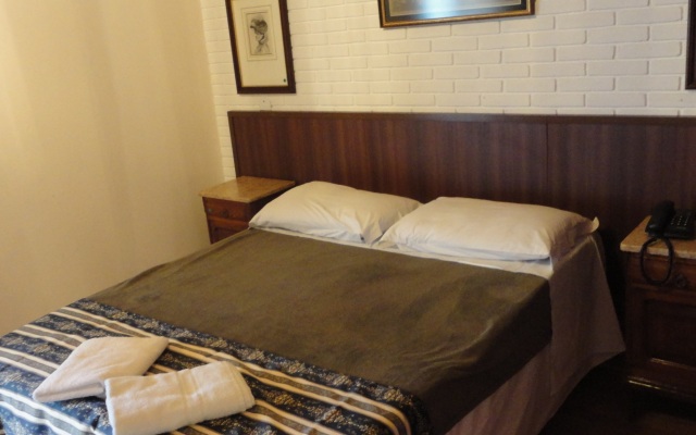 Castelo Nacional Inn