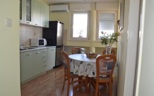 Beach Apartment Sweet Dora