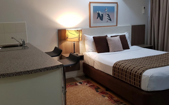 Reef Palms Motel