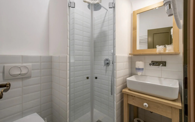 Apartment House Berghi II