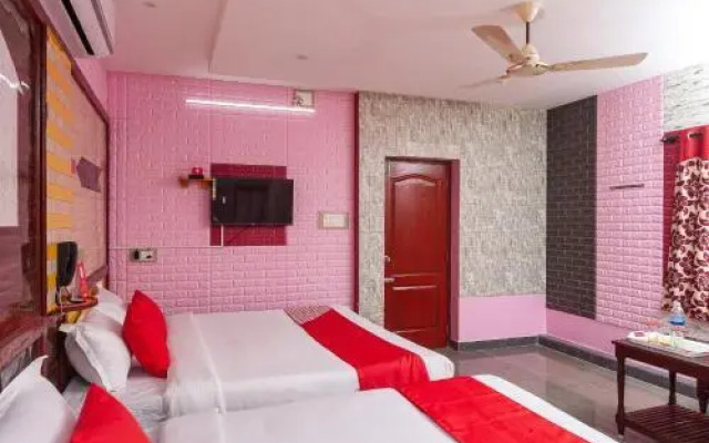 OYO 26735 Hotel Gnanam Residency
