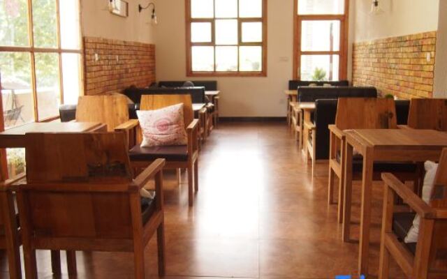 Floral Hotels Time Inn