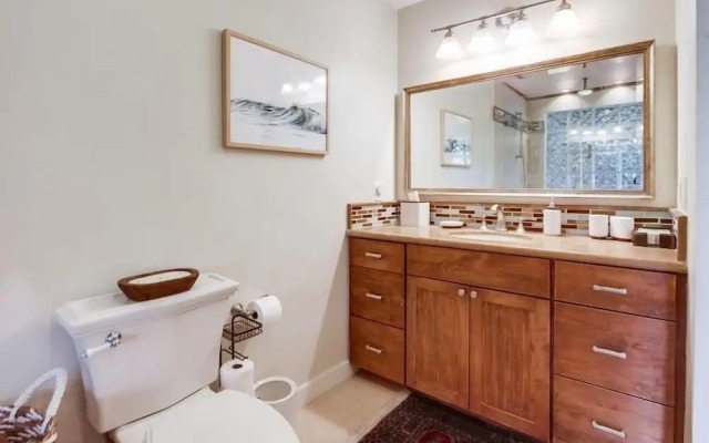 Sbtc161 3 Bedroom Condo