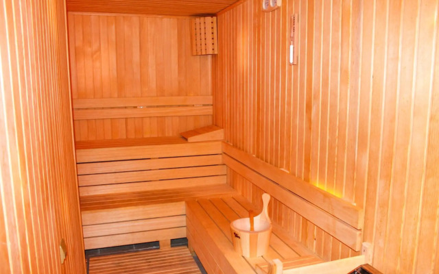 Ark Suite Hotel