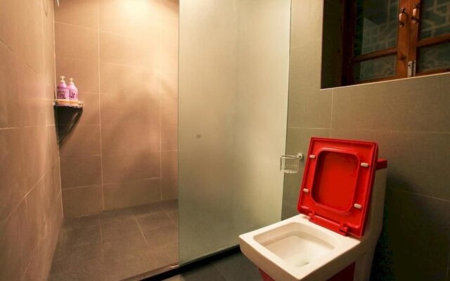 Lijiang Yanlan Cuishe Boutique Inn
