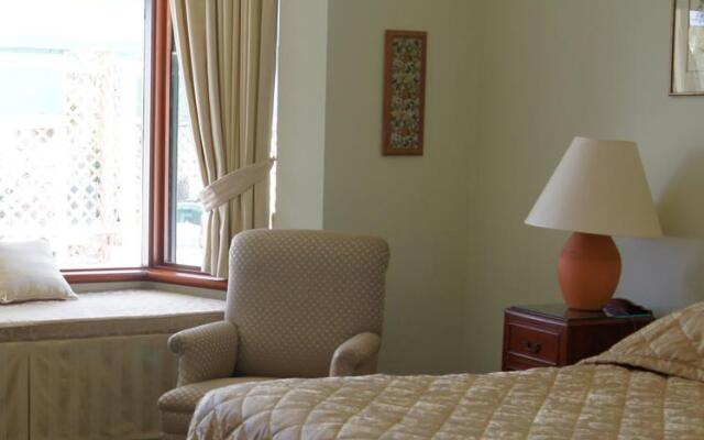 The Lodge Country House