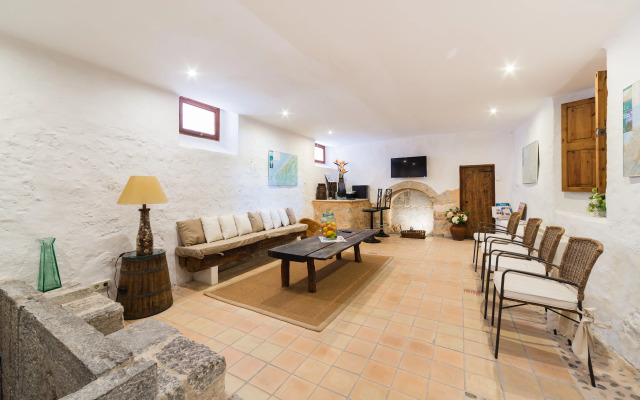 Hotel Ca'l Bisbe