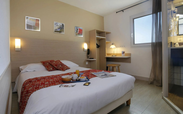 The Originals City, Hôtel Hélios