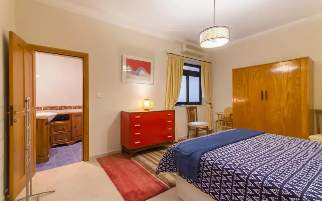 Magnificent Sunny Seafront Apart Sliema