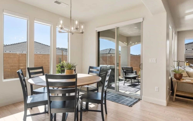 Sienna Hills Hideaway 5 Bedroom Home