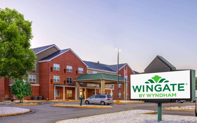 Wingate by Wyndham Waldorf/Washington DC Area