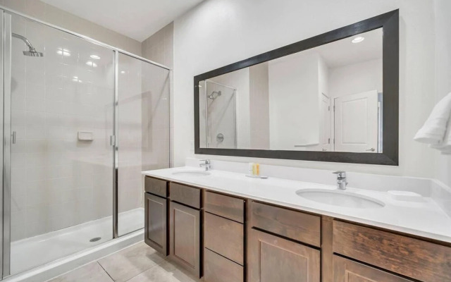 Regal Oaks 2bed Vacation Home in Kissimmee