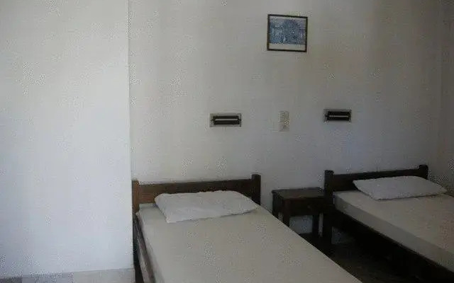 Efrosyni Apartments