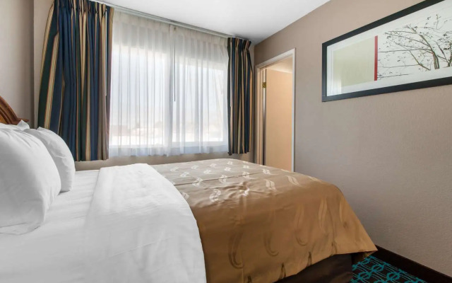 Ramada Bayside Inn & Suites Eureka