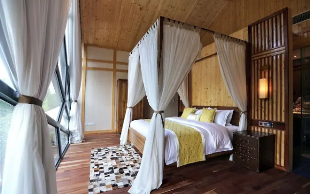 Muise Tented Camp Resort