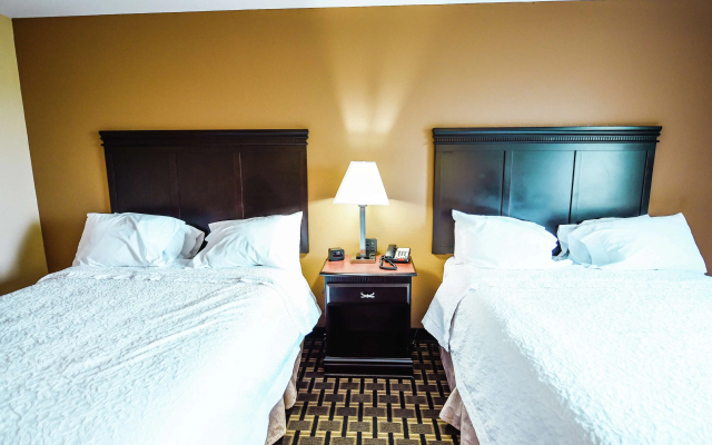 Hampton Inn and Suites Pine Bluff